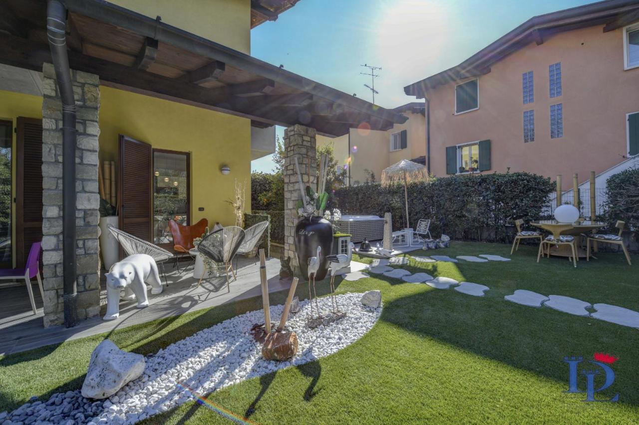 Desenzanoloft Official Partner Marriott Homes & Villas - Luxury Suite With Jacuzzi And Garden Desenzano del Garda Exterior foto