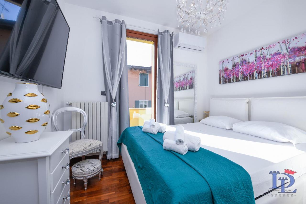 Desenzanoloft Official Partner Marriott Homes & Villas - Luxury Suite With Jacuzzi And Garden Desenzano del Garda Exterior foto