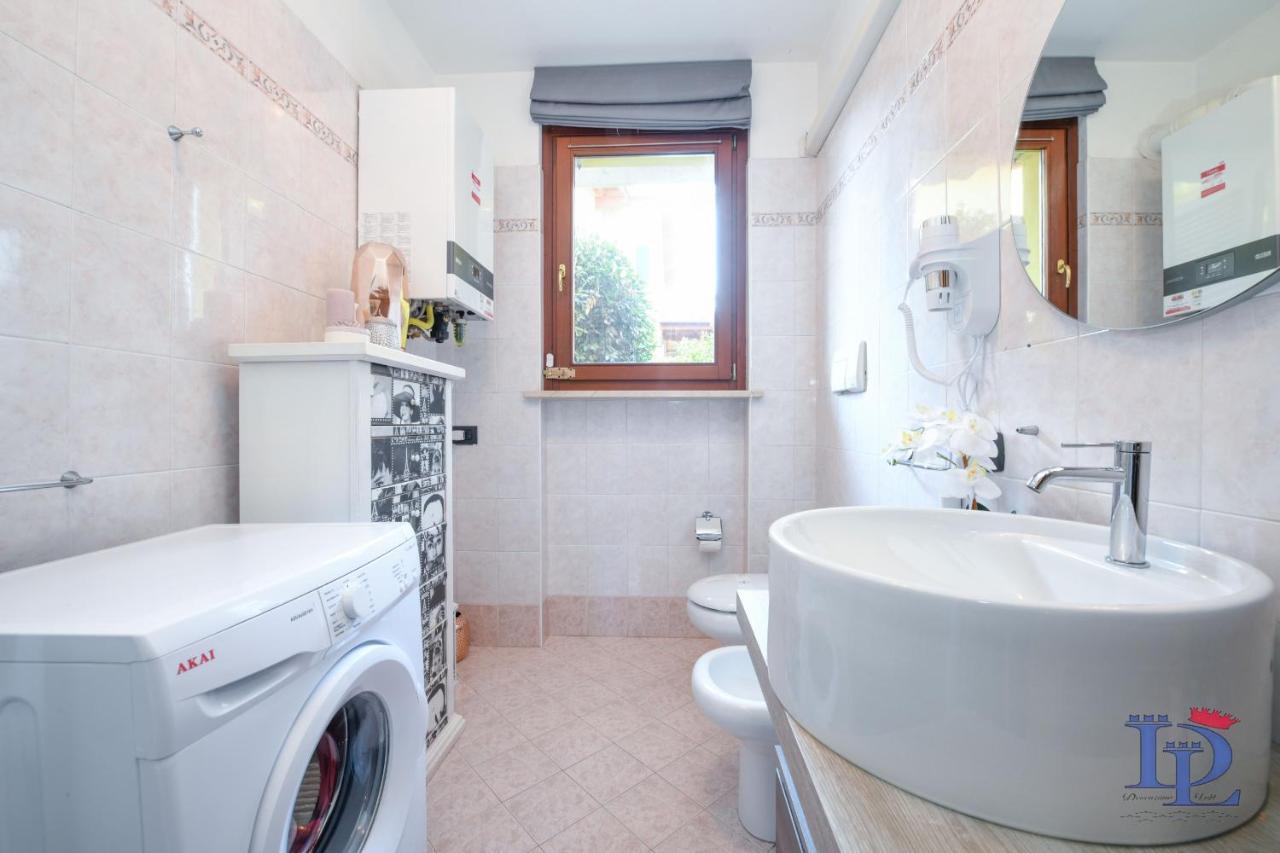 Desenzanoloft Official Partner Marriott Homes & Villas - Luxury Suite With Jacuzzi And Garden Desenzano del Garda Exterior foto